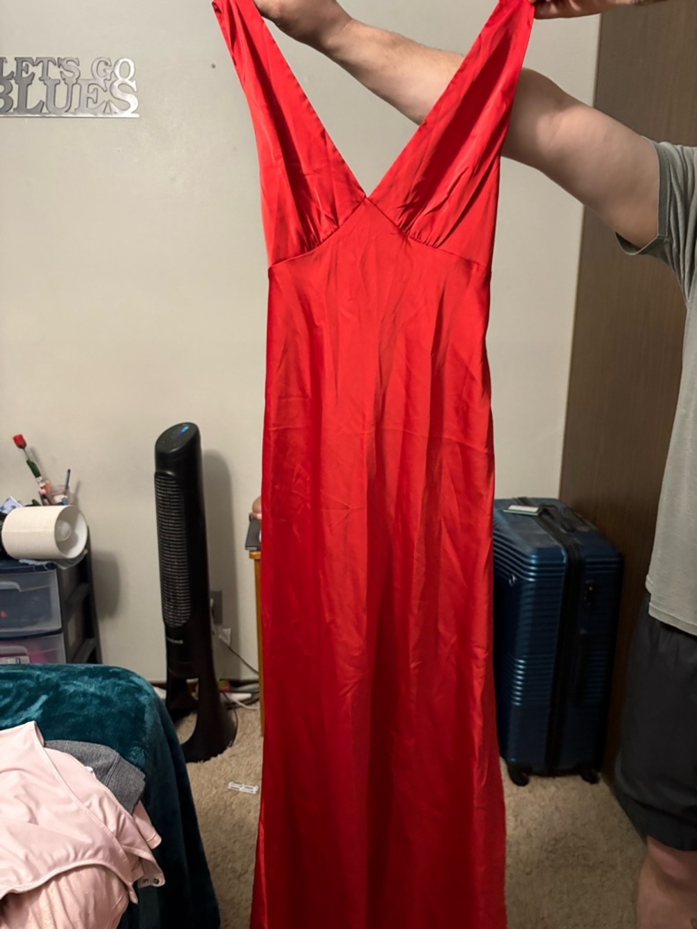 Red V-Neck Women's Evening Dress